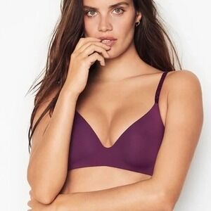 Victoria's Secret T-Shirt Lightly Lined Wireless Bra Plum Purple 36C 1188